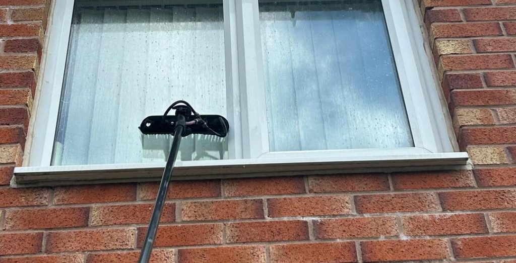 exterior house cleaning in liverpool